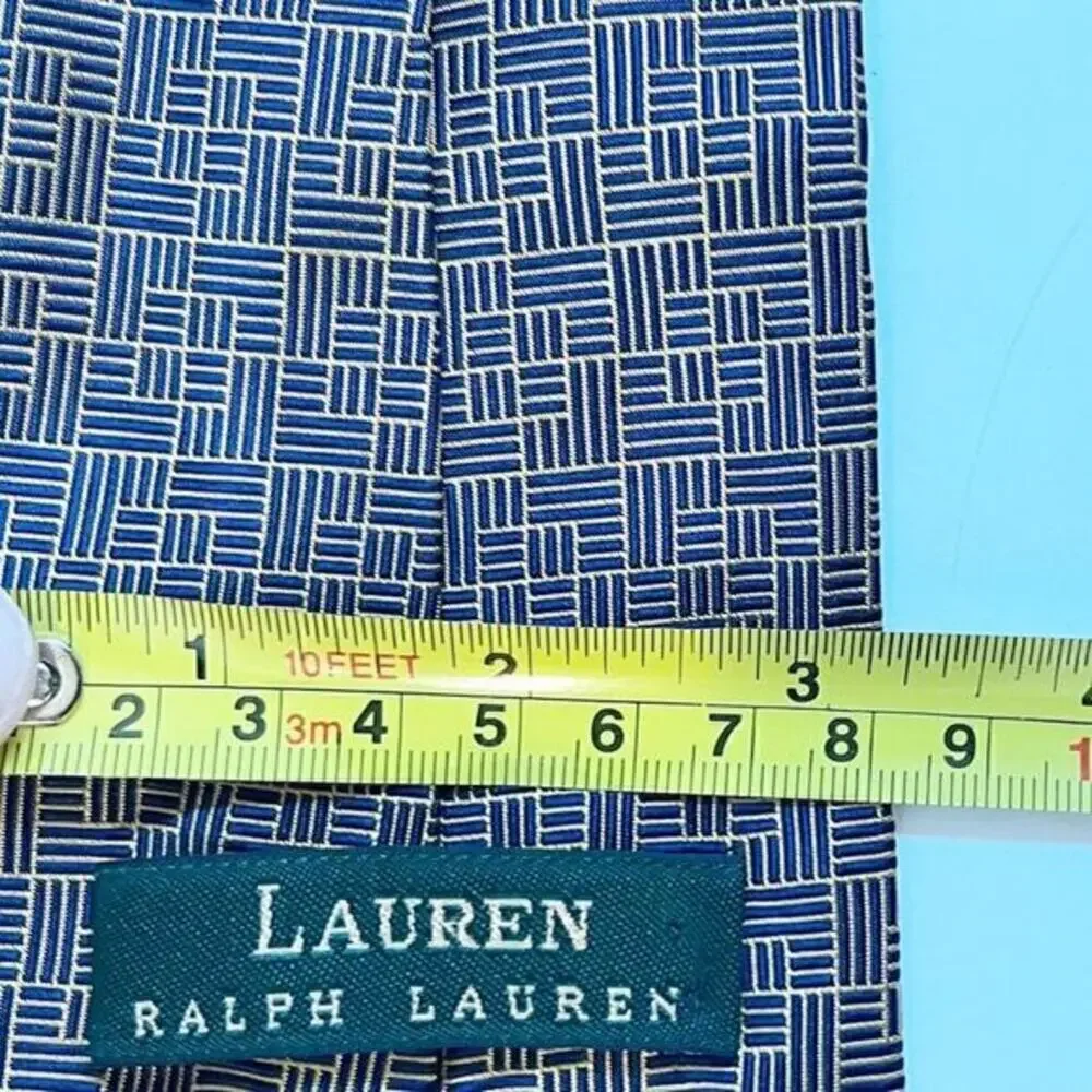 Lauren Ralph Lauren Mens Pink Necktie w/ Geometric Design Handmade 100% Silk LRL